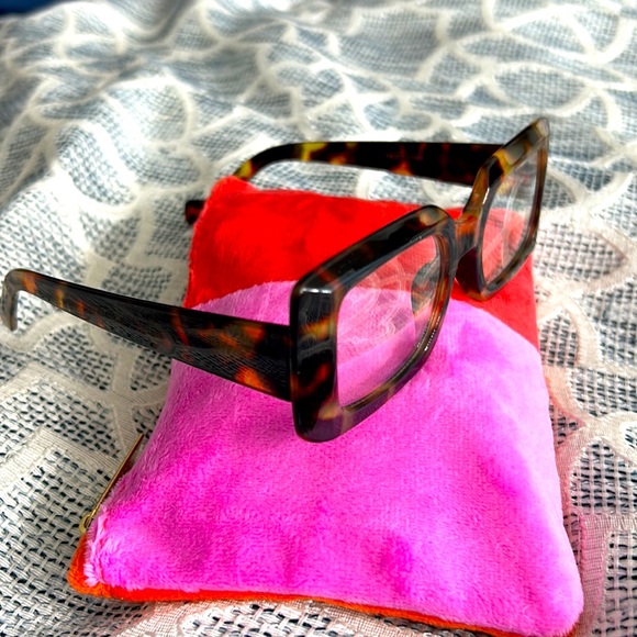 WOMEN SEXY SASSY BROWN SLIP ON EYE GLASSES - Picture 3 of 6